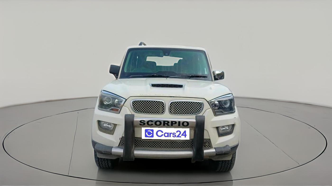 2015 Mahindra Scorpio S10 4WD, Diesel, Manual, 1,93,877 km, exterior