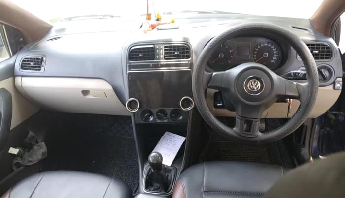 2014 Volkswagen Polo COMFORTLINE 1.2L, CNG, Manual, 78,452 km, interior