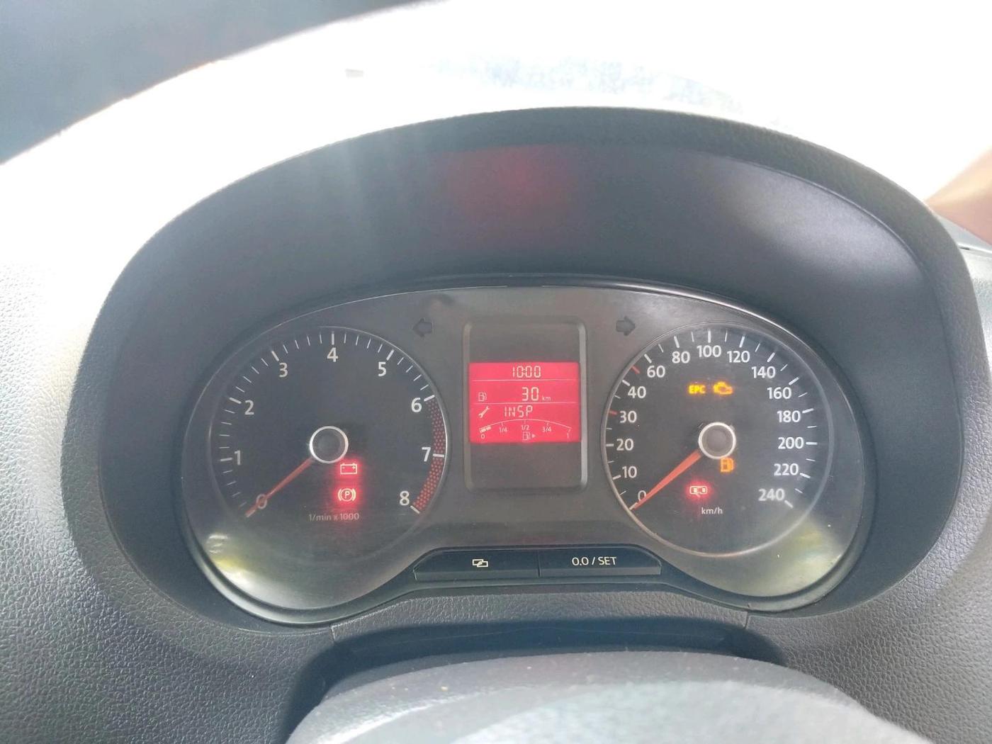 2014 Volkswagen Polo COMFORTLINE 1.2L, CNG, Manual, 78,452 km, interior
