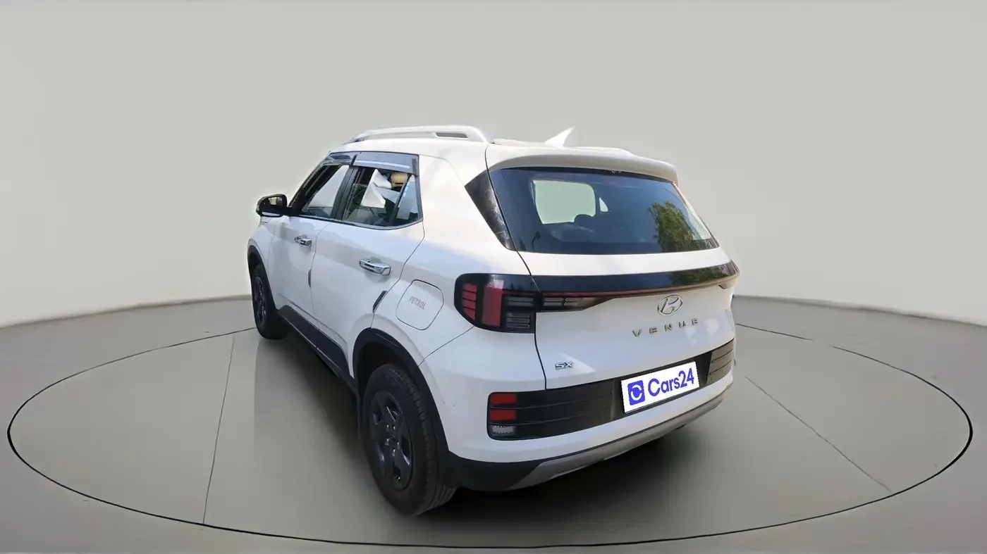 2023 Hyundai VENUE SX 1.2 PETROL, Petrol, Manual, 32,875 km, exterior