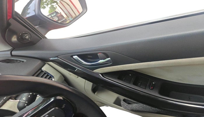 2021 Tata NEXON XZ PLUS SUNROOF PETROL DUAL TONE, Petrol, Manual, 20,032 km, interior