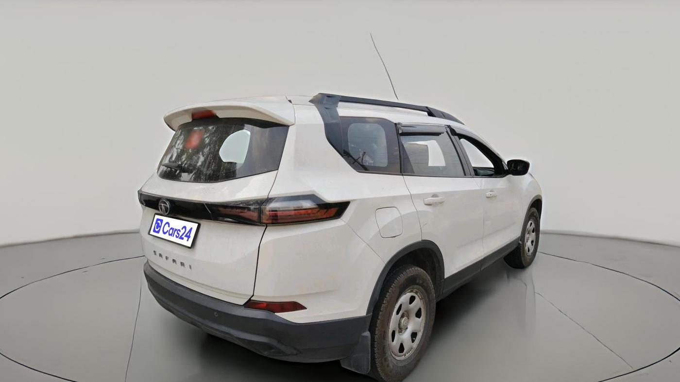 2021 Tata Safari XM, Diesel, Manual, 1,44,063 km, exterior