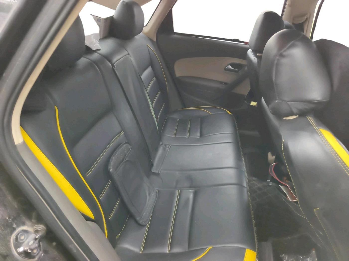 2011 Volkswagen Vento HIGHLINE 1.6 MPI, Petrol, Manual, 1,03,865 km, interior