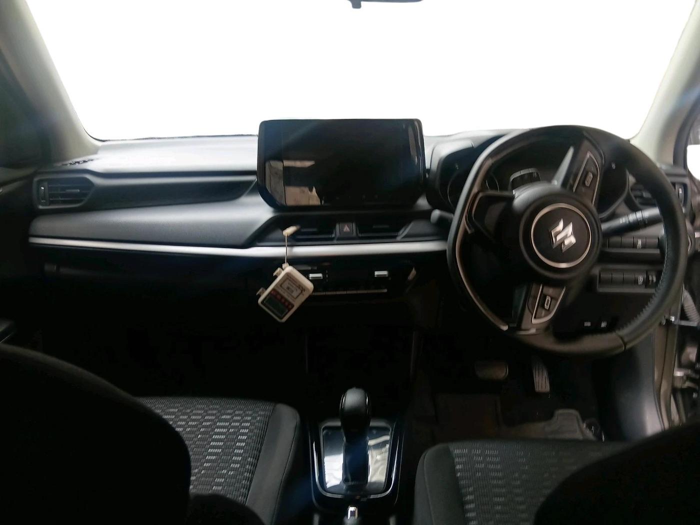 2025 Maruti Swift ZXi Plus AMT, Petrol, Automatic, 2,461 km, interior