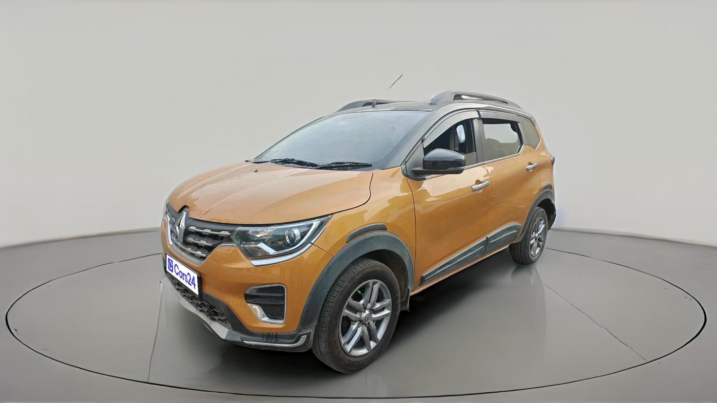 2022 Renault TRIBER RXZ, Petrol, Manual, 52,603 km, exterior
