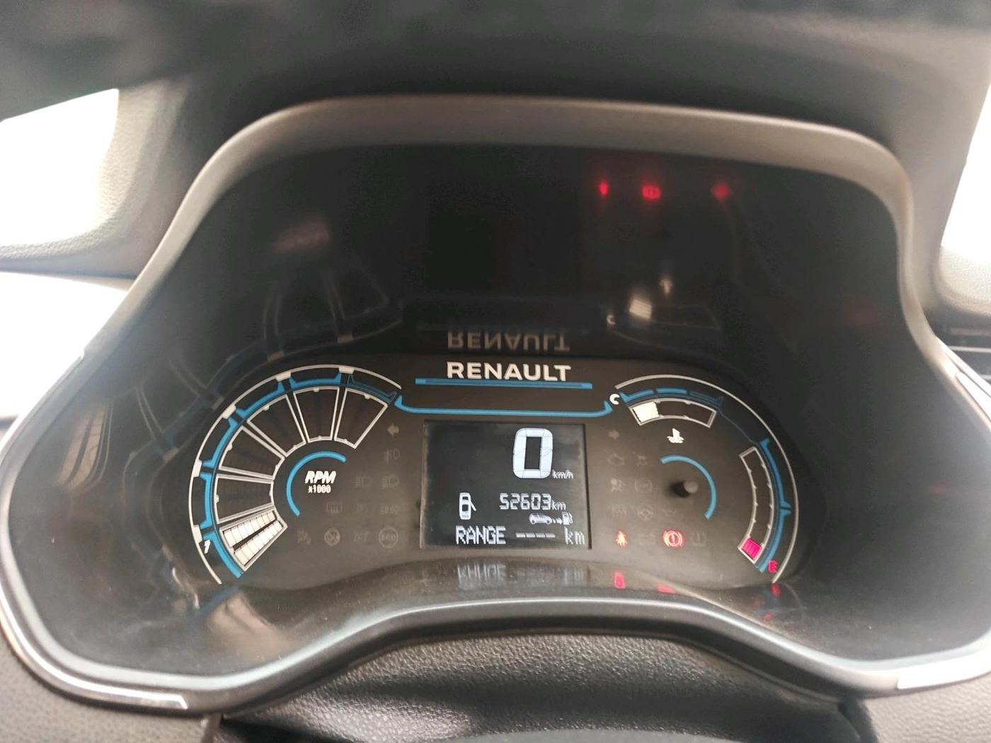 2022 Renault TRIBER RXZ, Petrol, Manual, 52,603 km, interior
