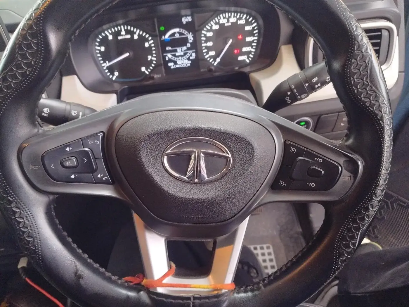 2023 Tata PUNCH ACCOMPLISHED MT, Petrol, Manual, 56,439 km, interior
