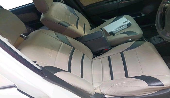 2017 Maruti Wagon R 1.0 VXI AMT, Petrol, Automatic, 35,570 km, interior