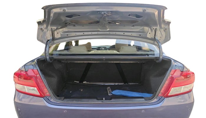 2018 Maruti Dzire VXI, Petrol, Manual, 1,02,490 km, exterior