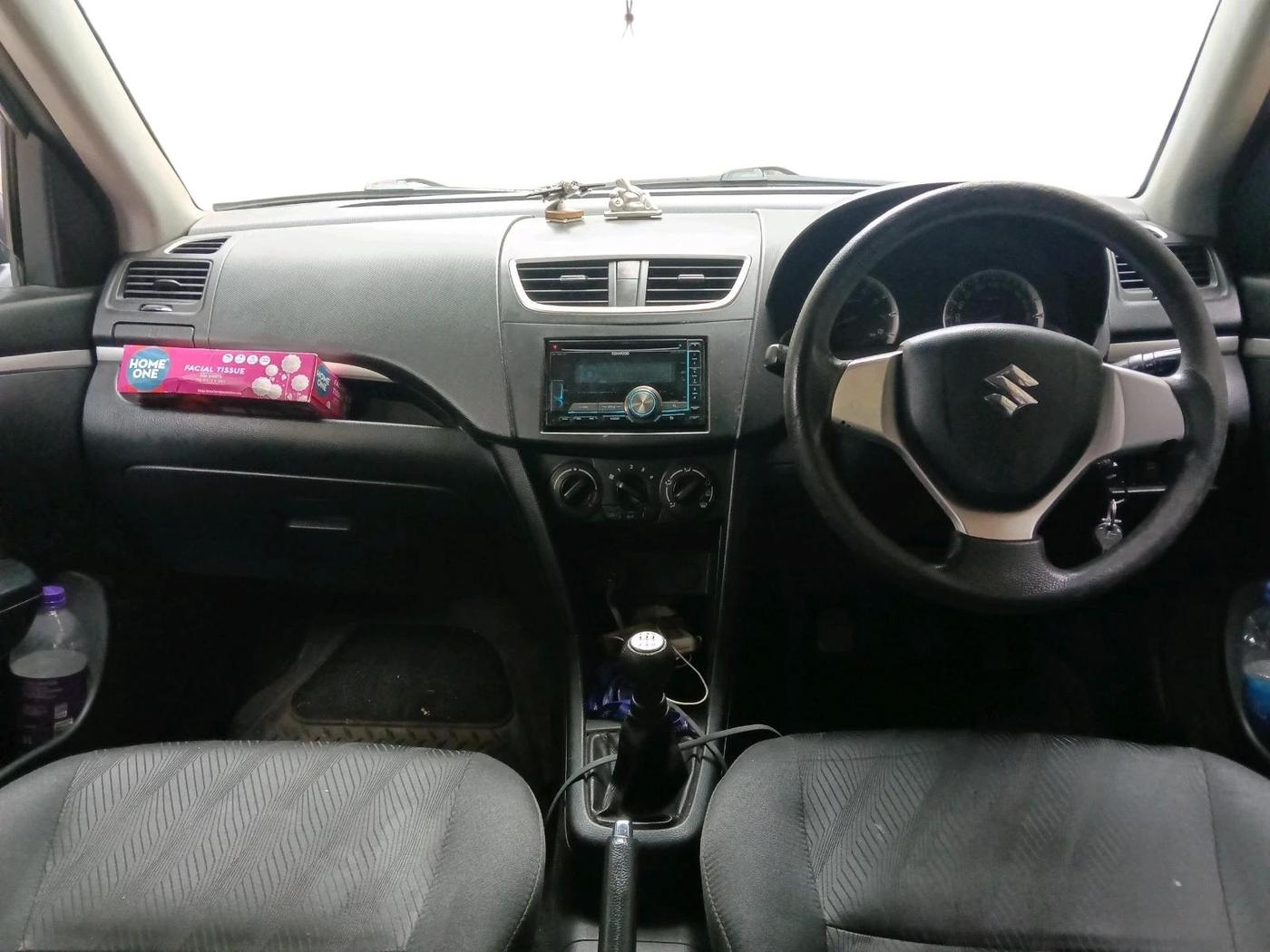 2012 Maruti Swift VXI, Petrol, Manual, 1,04,250 km, interior