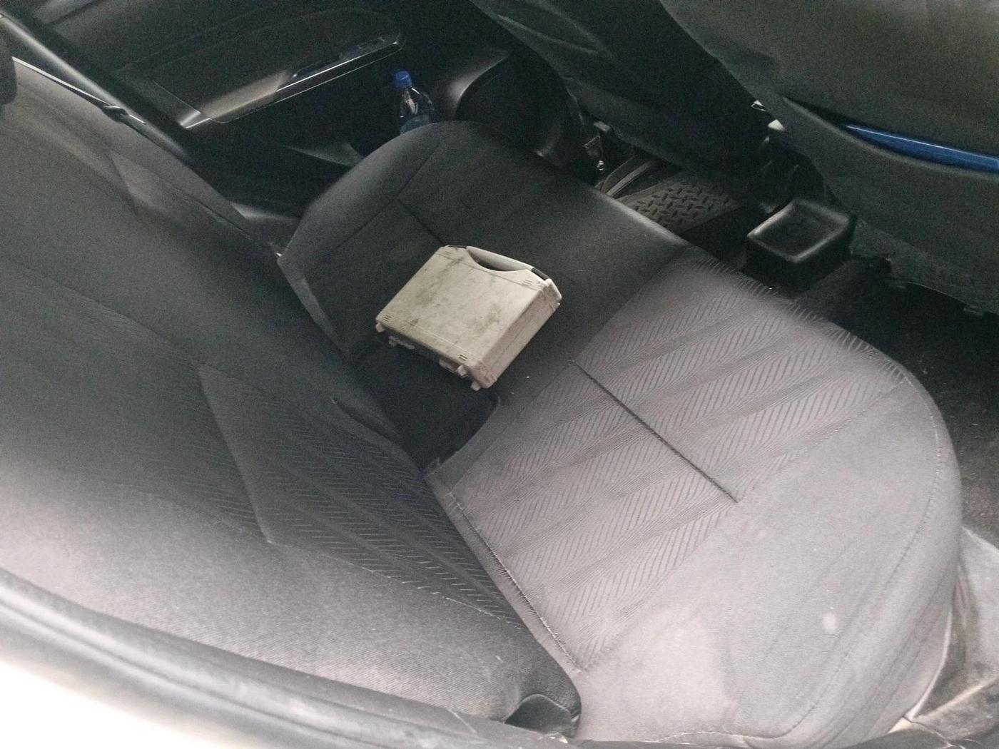 2012 Maruti Swift VXI, Petrol, Manual, 1,04,250 km, interior