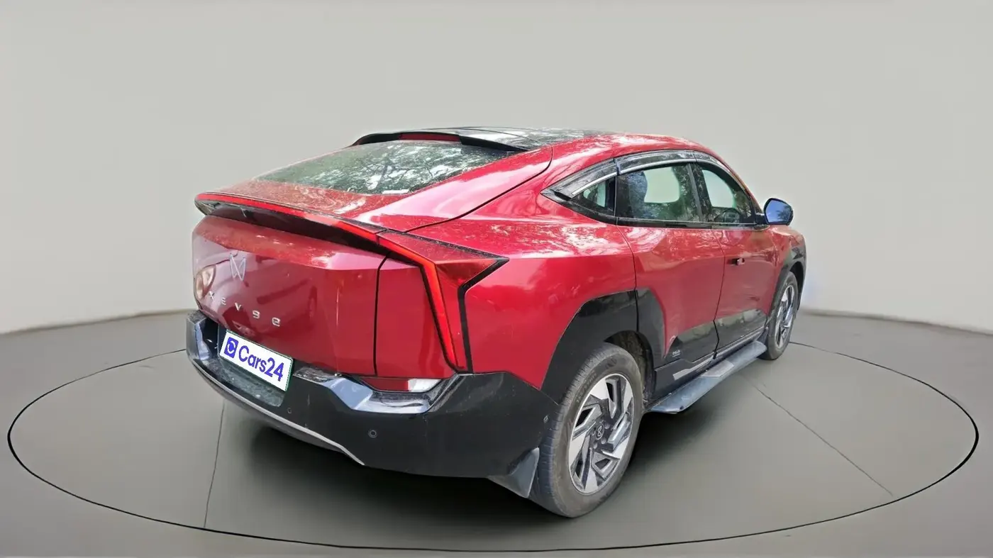 2025 Mahindra XEV 9e Pack Three Select 7.2kw, Electric, Automatic, 14,317 km, exterior