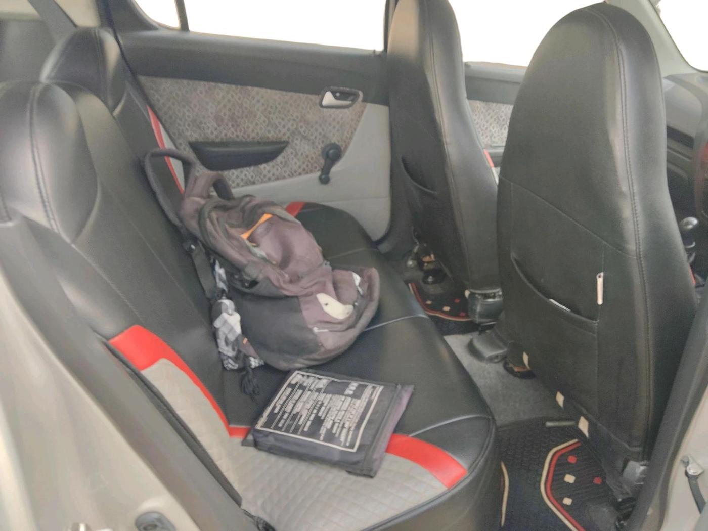 2017 Maruti Alto 800 LXI, Petrol, Manual, 1,39,113 km, interior