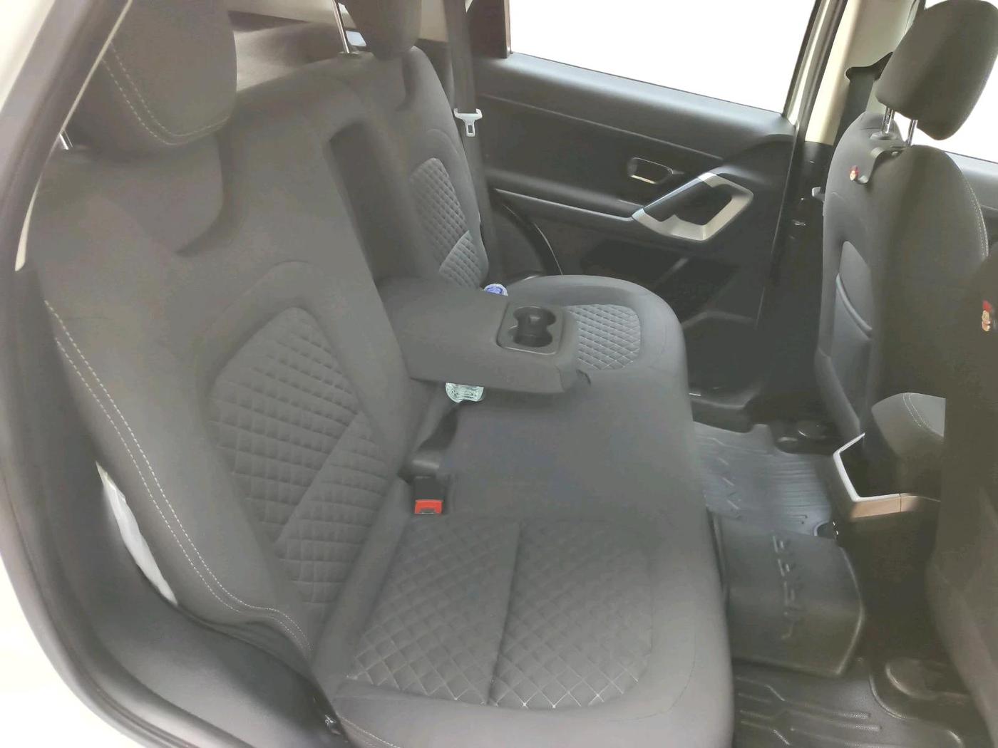 2022 Tata Harrier XT 2.0L KRYOTEC, Diesel, Manual, 98,259 km, interior