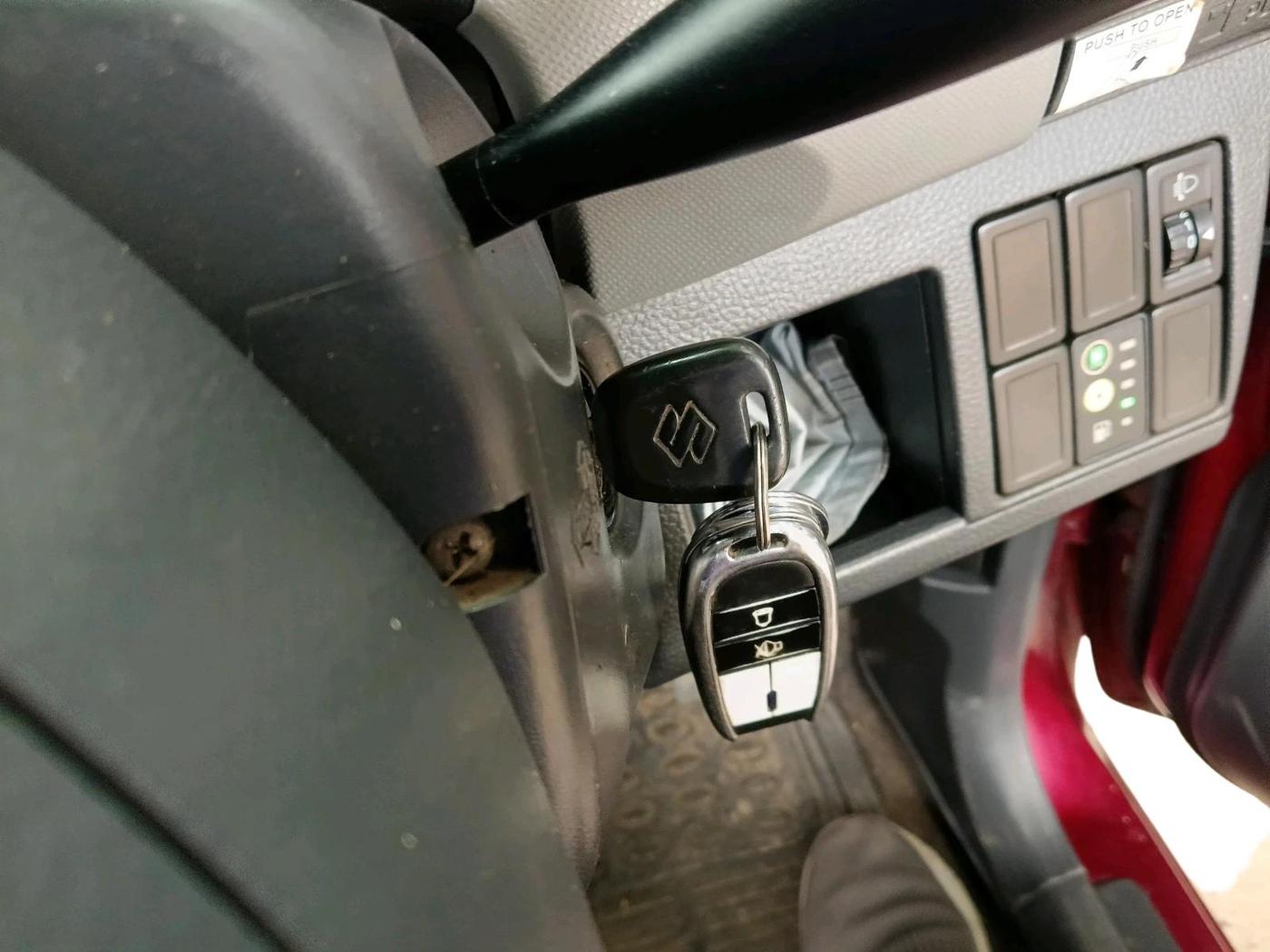 2012 Maruti Wagon R 1.0 LXI CNG, CNG, Manual, 98,630 km, interior