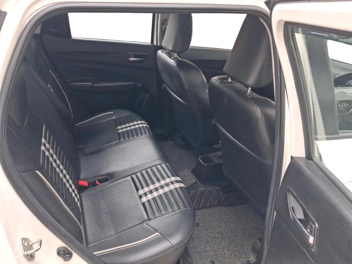 2019 Maruti Swift VXI, Petrol, Manual, 58,279 km, interior