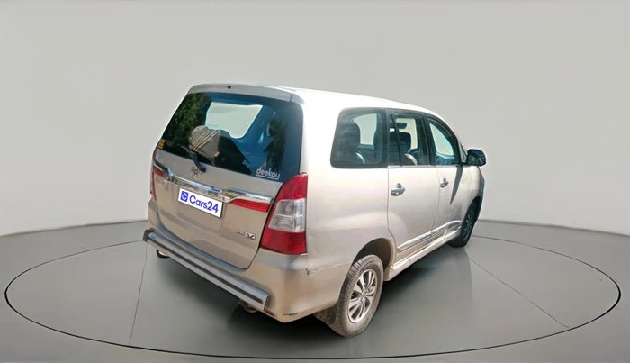 2015 Toyota Innova 2.5 VX 7 STR, Diesel, Manual, 1,47,807 km, exterior