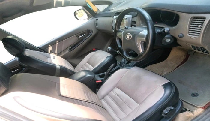 2015 Toyota Innova 2.5 VX 7 STR, Diesel, Manual, 1,47,807 km, interior