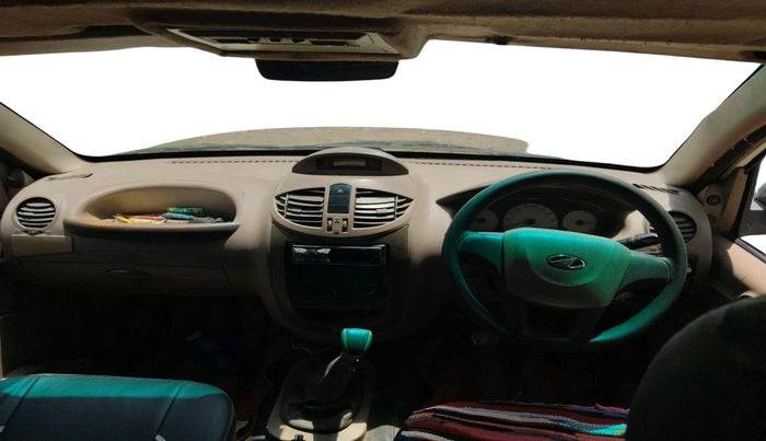 2011 Mahindra Xylo D4, Diesel, Manual, 1,96,822 km, interior
