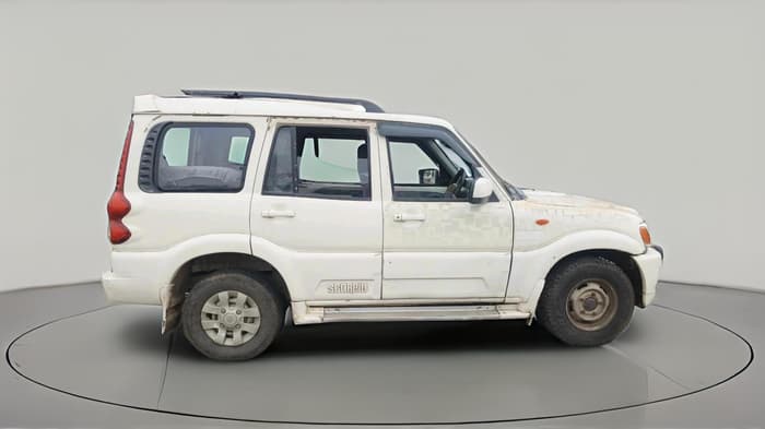 2012 Mahindra Scorpio EX M2DI, Diesel, Manual, 1,36,064 km, exterior