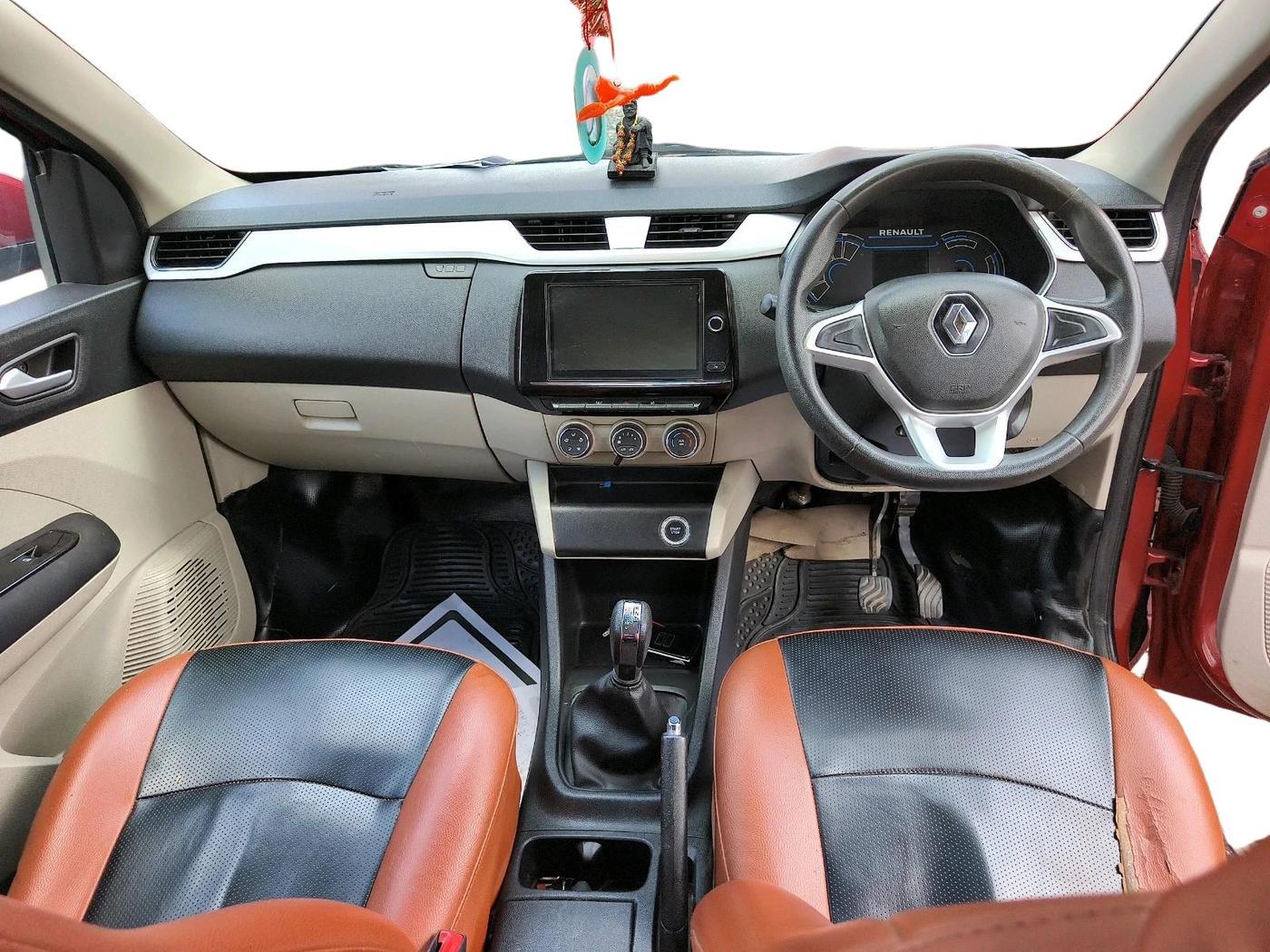 2020 Renault TRIBER RXZ AMT, Petrol, Automatic, 61,919 km, interior