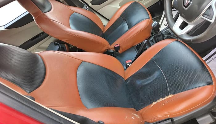 2020 Renault TRIBER RXZ AMT, Petrol, Automatic, 61,919 km, interior