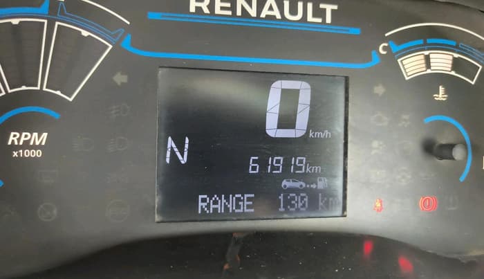 2020 Renault TRIBER RXZ AMT, Petrol, Automatic, 61,919 km, interior