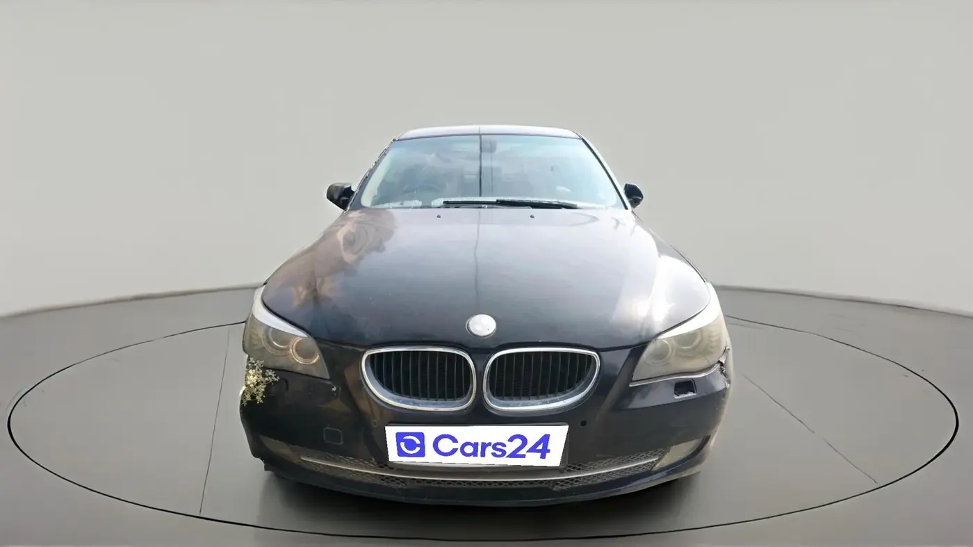 2009 BMW 5 Series 520D 2.0, Diesel, Automatic, 1,52,223 km, exterior