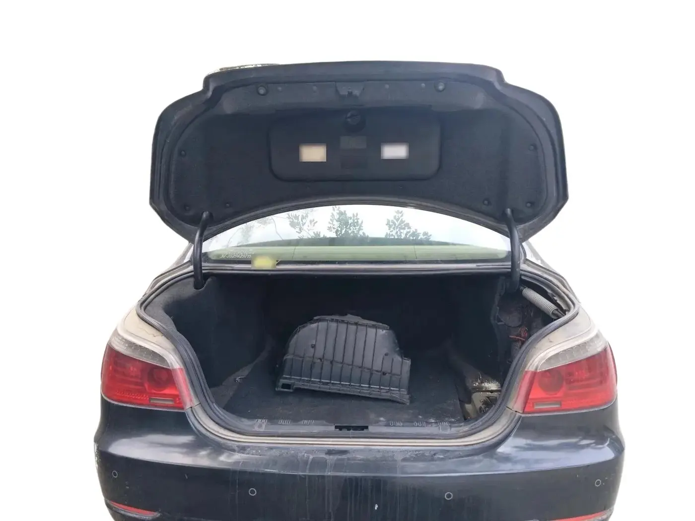 2009 BMW 5 Series 520D 2.0, Diesel, Automatic, 1,52,223 km, exterior