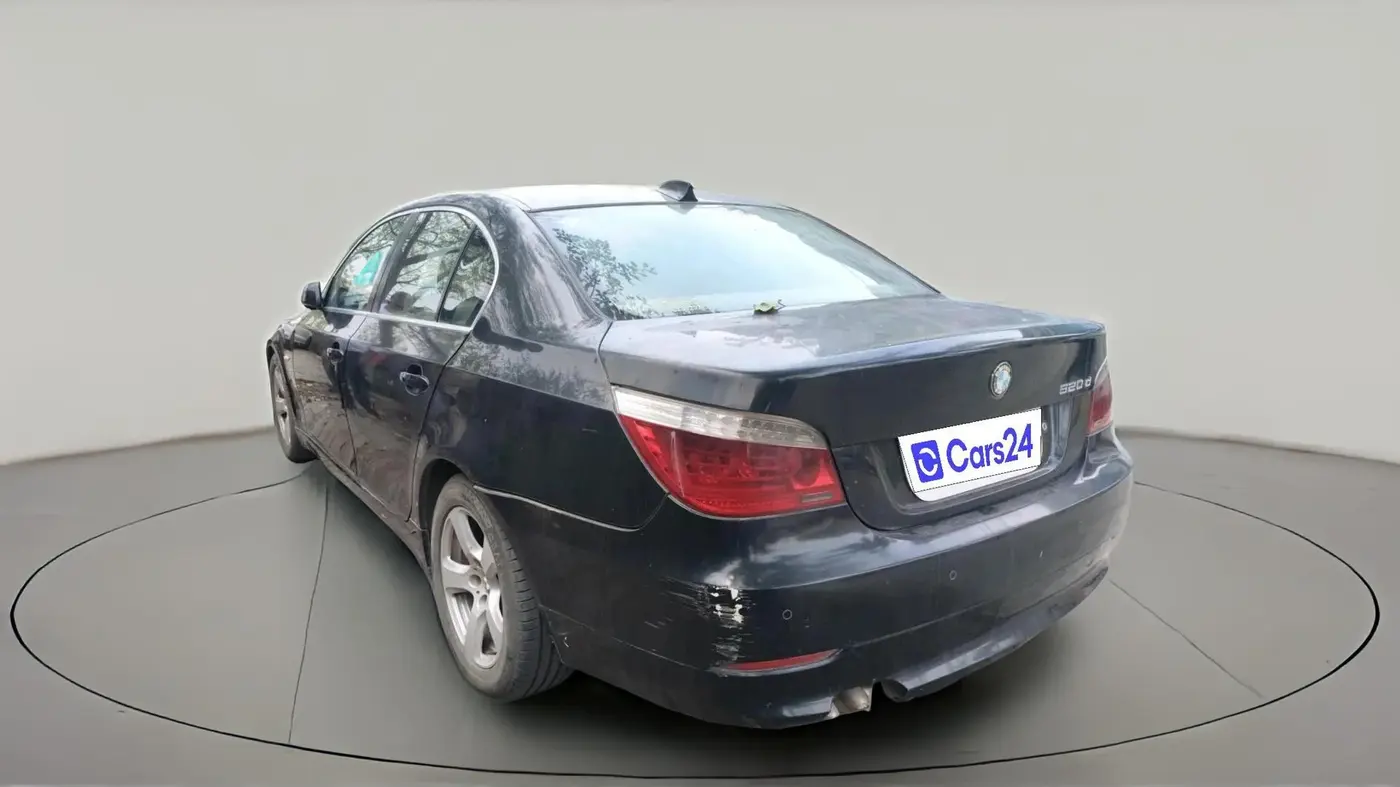 2009 BMW 5 Series 520D 2.0, Diesel, Automatic, 1,52,223 km, exterior