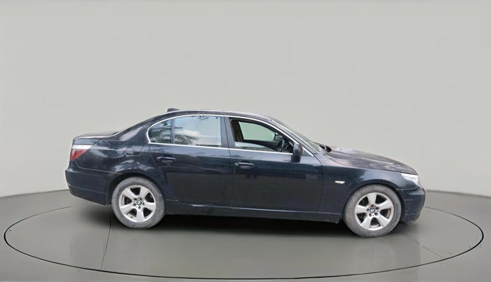 2009 BMW 5 Series 520D 2.0, Diesel, Automatic, 1,52,223 km, exterior