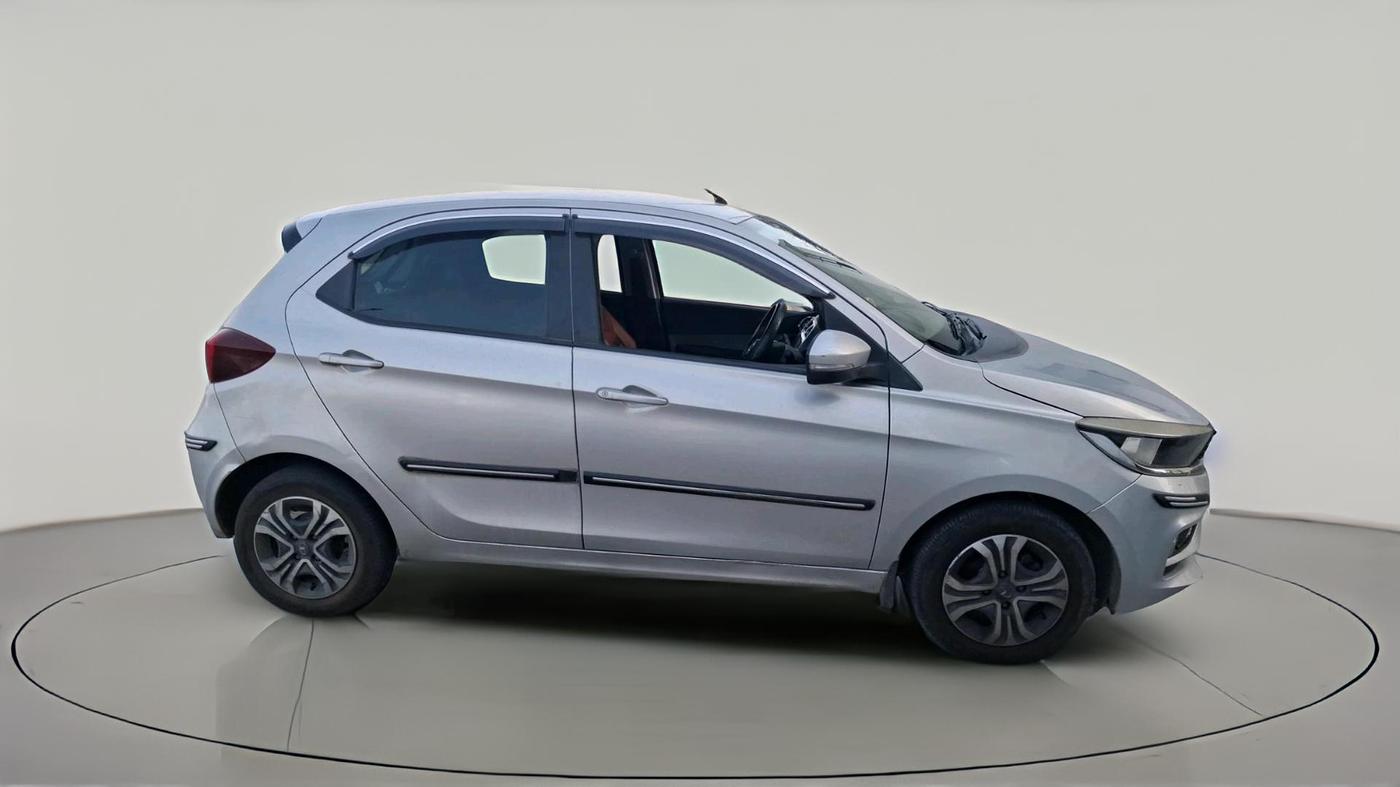 2020 Tata Tiago XZ PETROL, Petrol, Manual, 1,04,975 km, exterior