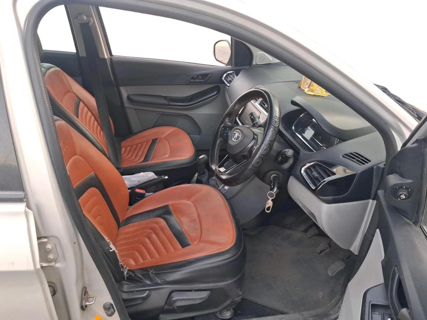 2020 Tata Tiago XZ PETROL, Petrol, Manual, 1,04,975 km, interior