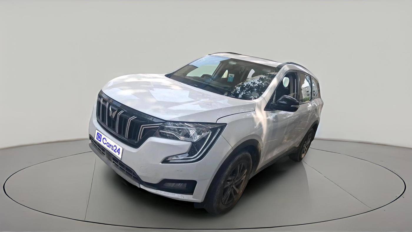 2022 Mahindra XUV700 AX 5 D AT 7 STR, Diesel, Automatic, 94,960 km, exterior