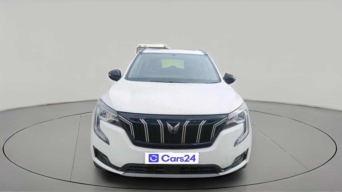 2022 Mahindra XUV700 AX 5 D AT 7 STR, Diesel, Automatic, 94,960 km, exterior