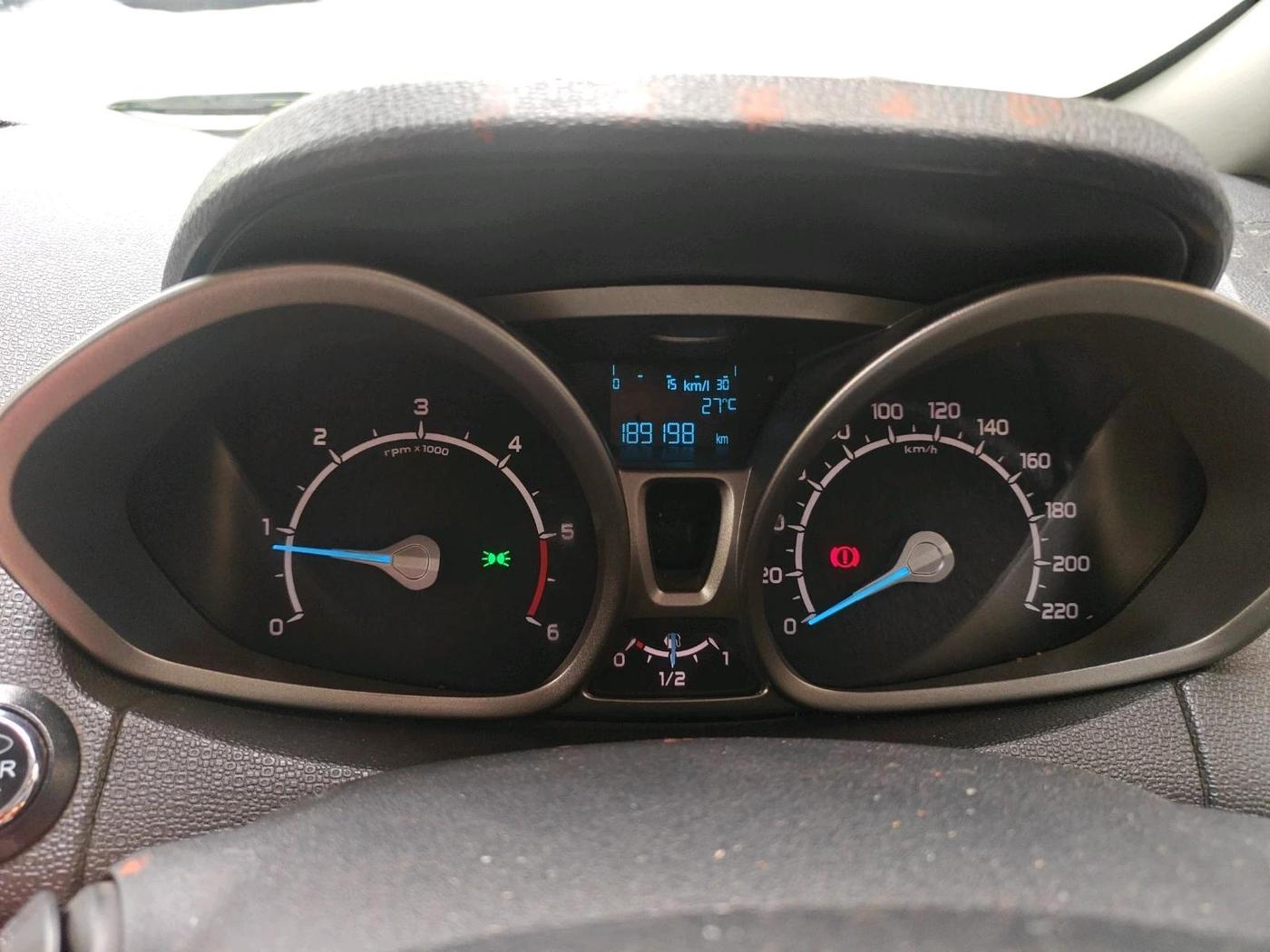 2016 Ford Ecosport TITANIUM 1.5L DIESEL, Diesel, Manual, 1,89,198 km, interior