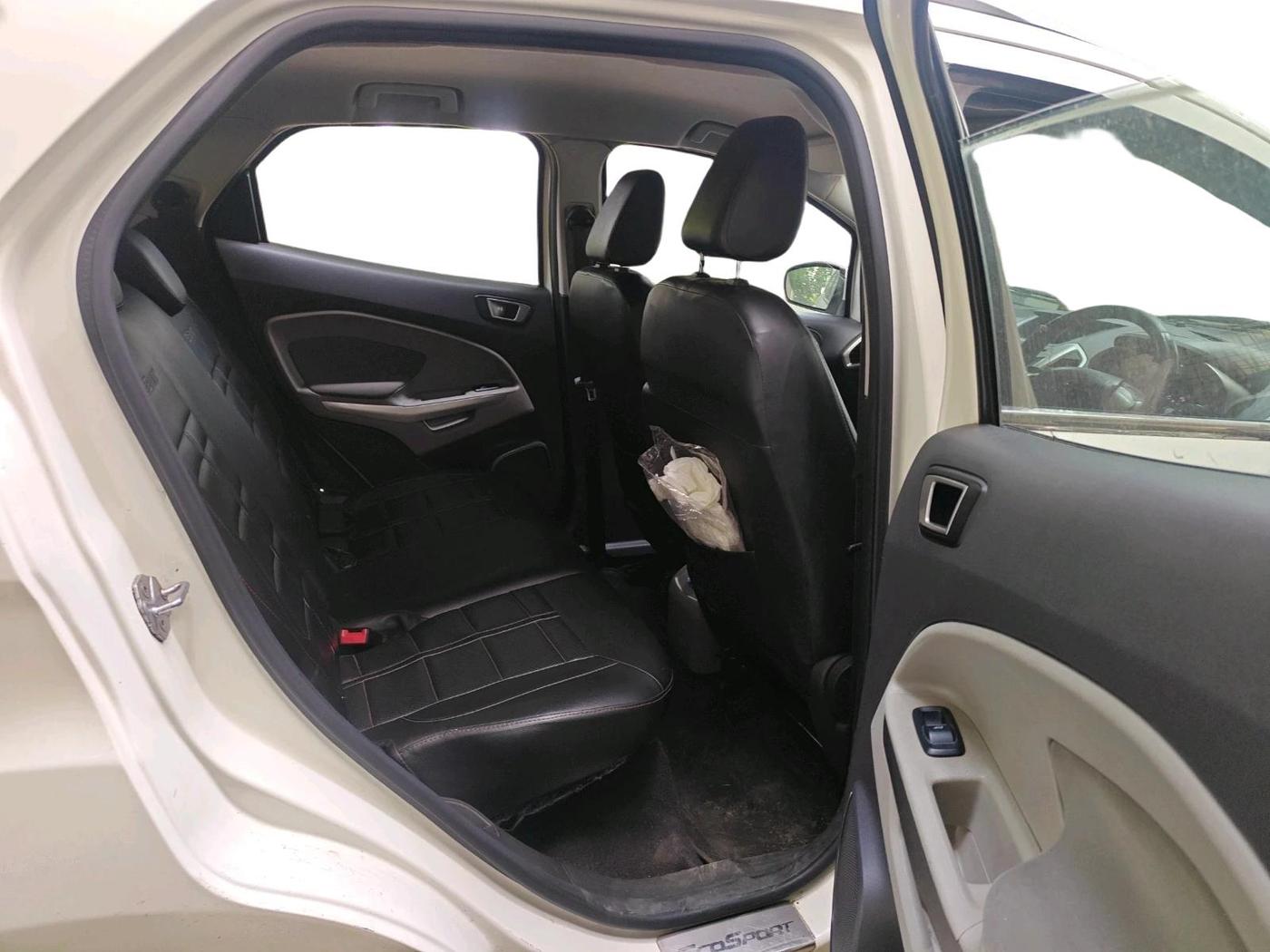 2016 Ford Ecosport TITANIUM 1.5L DIESEL, Diesel, Manual, 1,89,198 km, interior