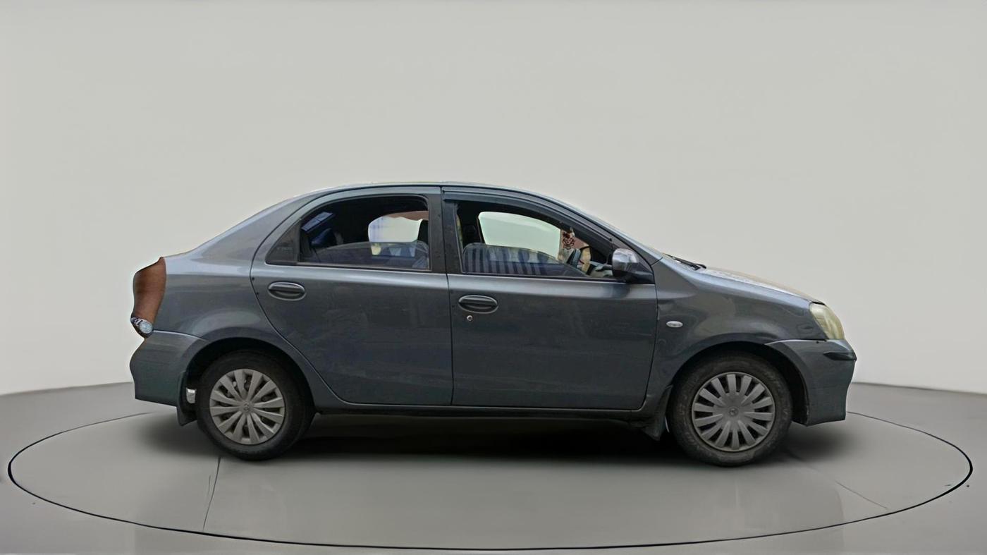 2013 Toyota Etios G, Petrol, Manual, 1,72,904 km, exterior