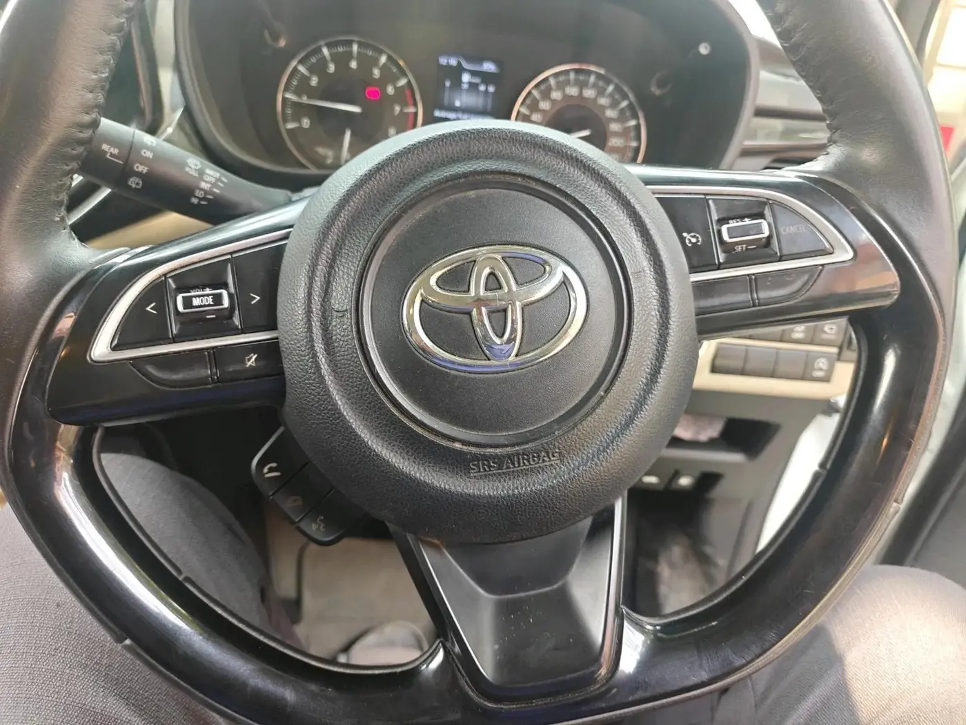 2023 Toyota Glanza V AMT, Petrol, Automatic, 45,612 km, interior