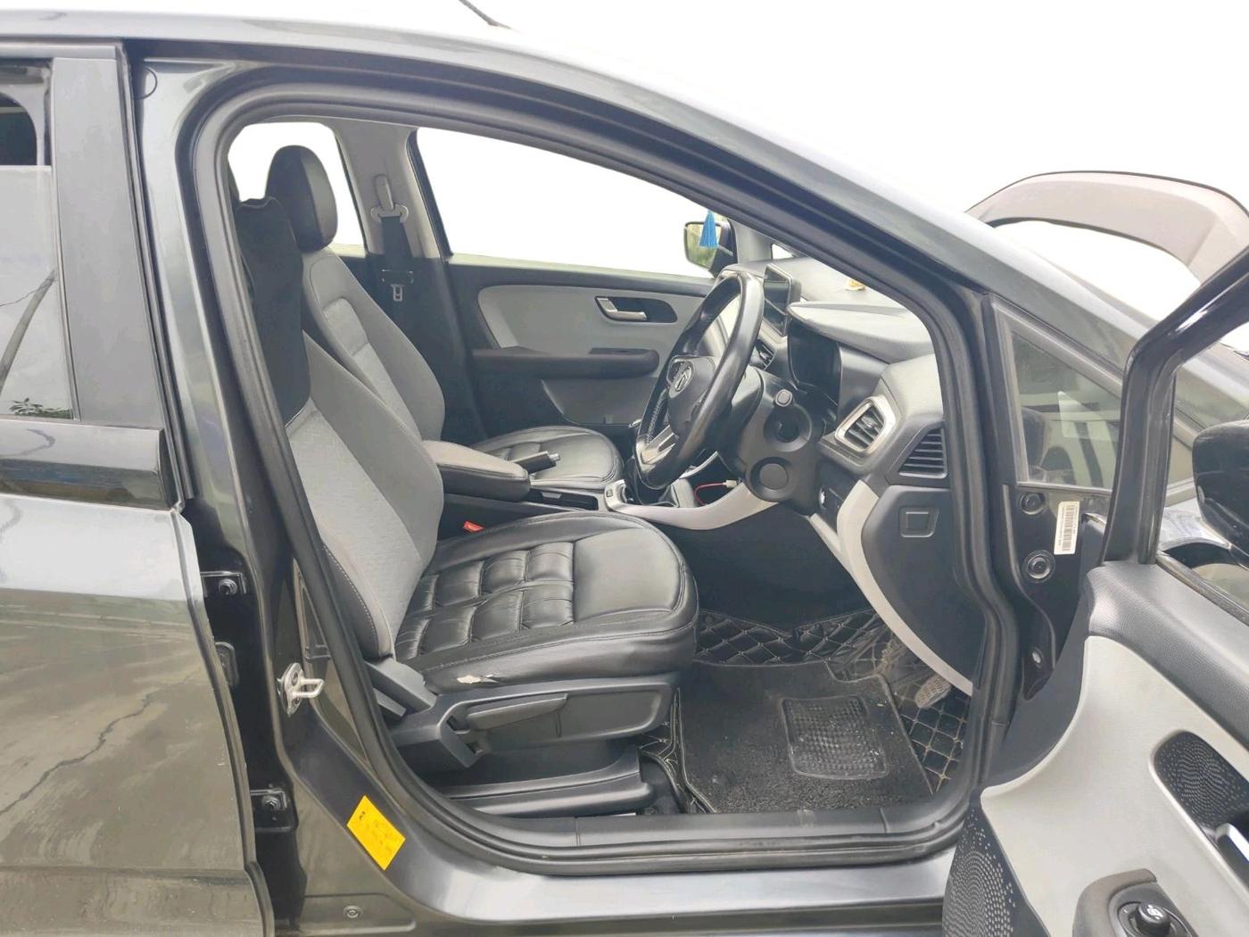 2020 Tata ALTROZ XZ PETROL, Petrol, Manual, 85,407 km, interior