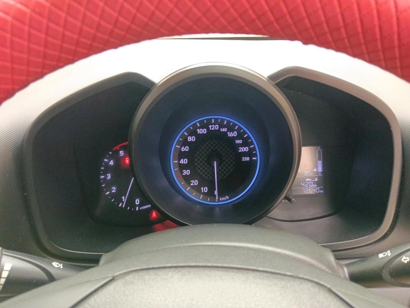 2020 Hyundai VENUE SX 1.5 CRDI, Diesel, Manual, 72,640 km, interior