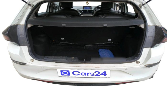 2021 Tata ALTROZ XM PLUS PETROL, Petrol, Manual, 66,526 km, exterior