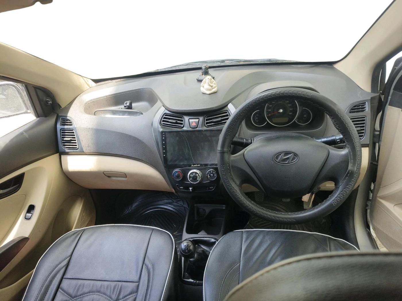 2014 Hyundai Eon MAGNA +, Petrol, Manual, 46,201 km, interior