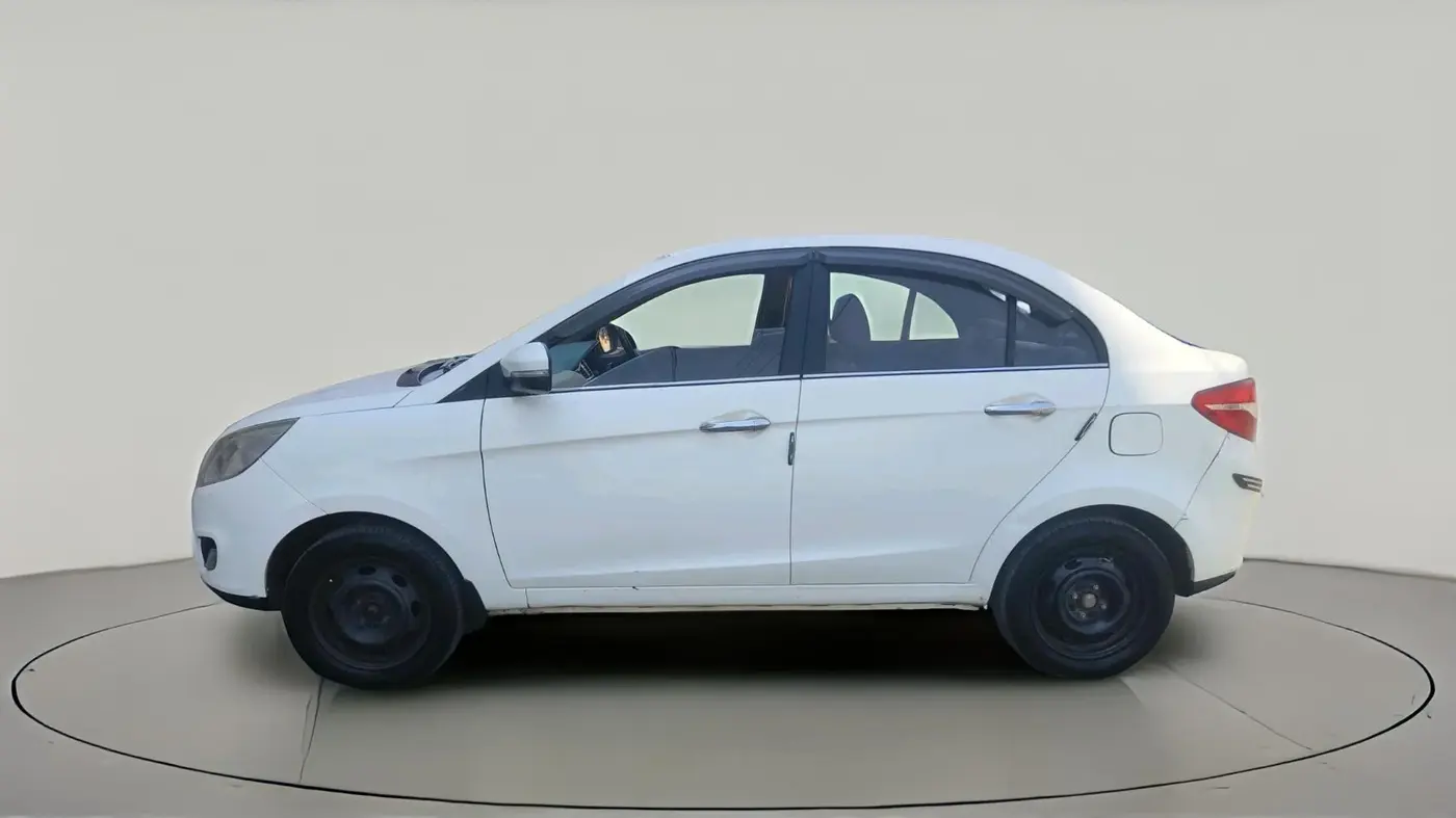 2015 Tata Zest XMS PETROL, Petrol, Manual, 1,34,215 km, exterior