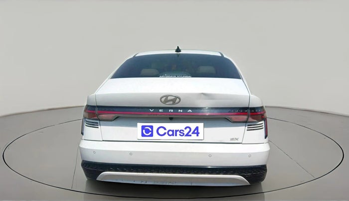 2023 Hyundai Verna SX 1.5 l MPI, Petrol, Manual, 30,143 km, exterior