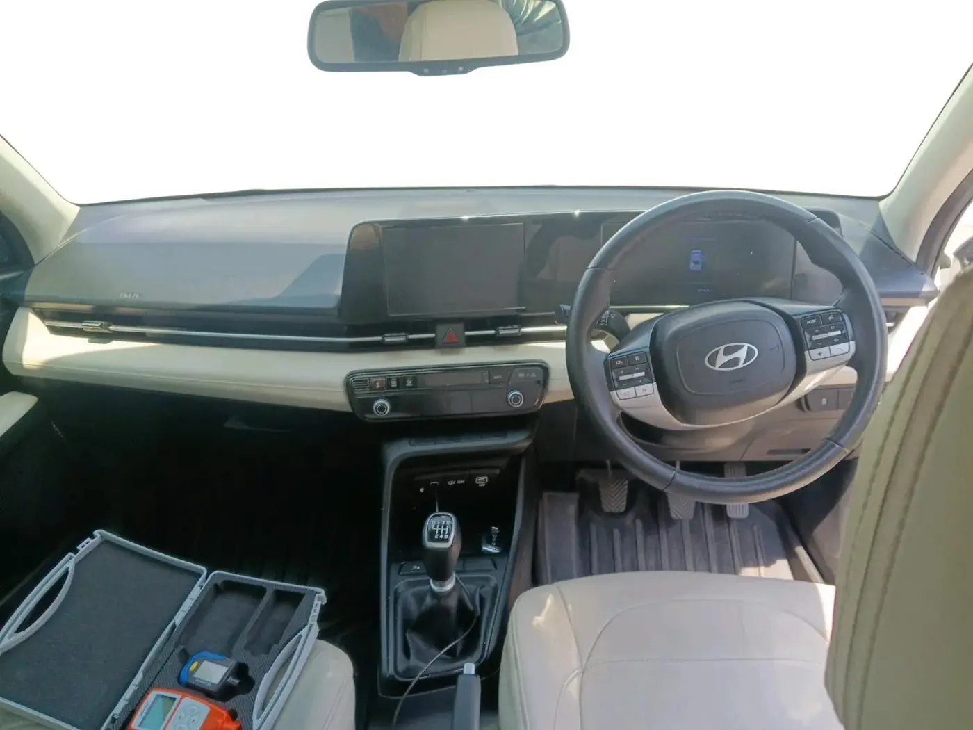 2023 Hyundai Verna SX 1.5 l MPI, Petrol, Manual, 30,143 km, interior