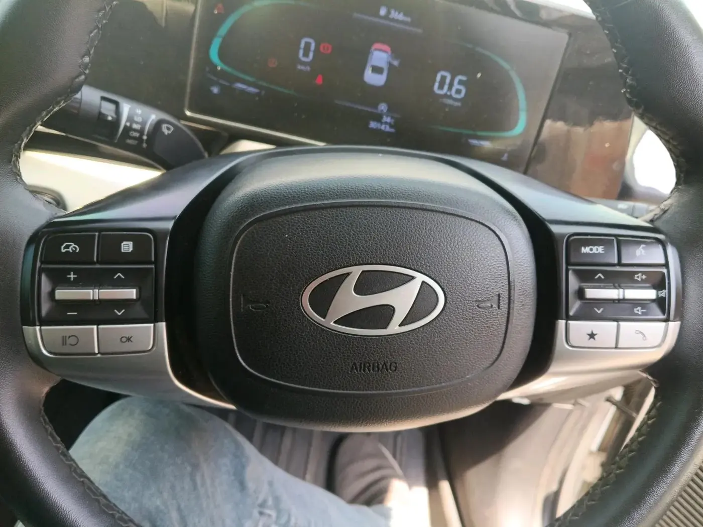 2023 Hyundai Verna SX 1.5 l MPI, Petrol, Manual, 30,143 km, interior