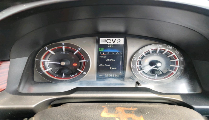 2017 Toyota Innova Crysta TOURING SPORT DIESEL MT, Diesel, Manual, 2,30,329 km, interior