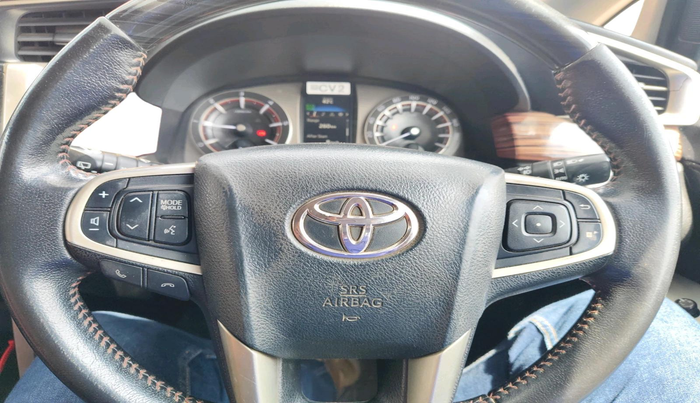 2017 Toyota Innova Crysta TOURING SPORT DIESEL MT, Diesel, Manual, 2,30,329 km, interior
