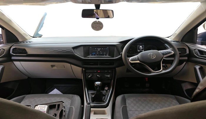 2024 Volkswagen TAIGUN COMFORTLINE 1.0 TSI MT, Petrol, Manual, 11,401 km, interior